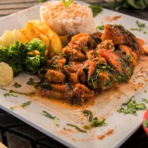 yemek food salata kahve latte tatlı tavuk sote